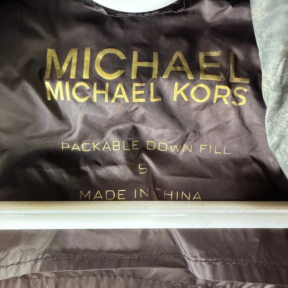 Michael Kors Packable Hooded Puffer Jacket Olive Green Gold Accents Women’s S - Picture 8 of 10